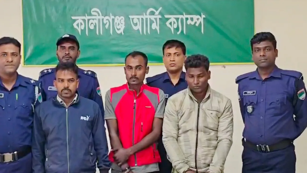 সুন্দরবন সীমান্তে মাদকচক্রের হোতা গ্রেপ্তার