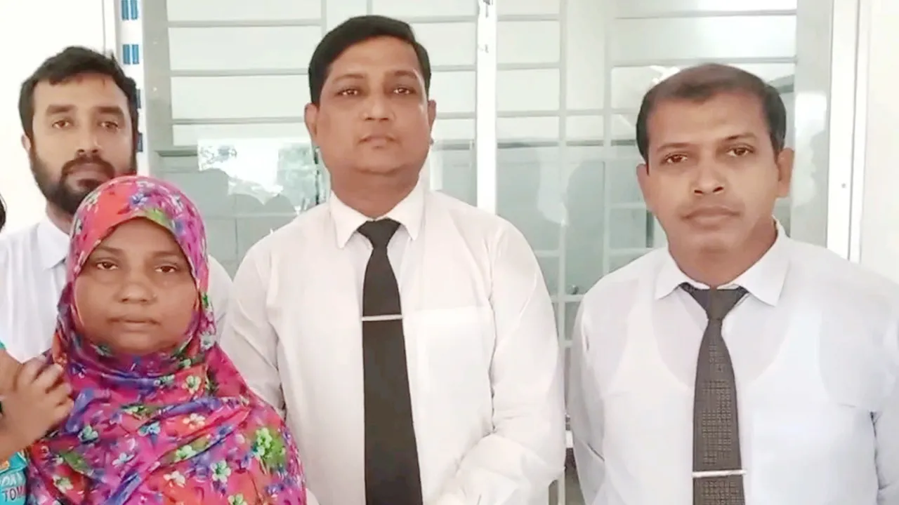 ছোট রাইসার জন্য এক হলো মানুষ ও আইনজীবীরা