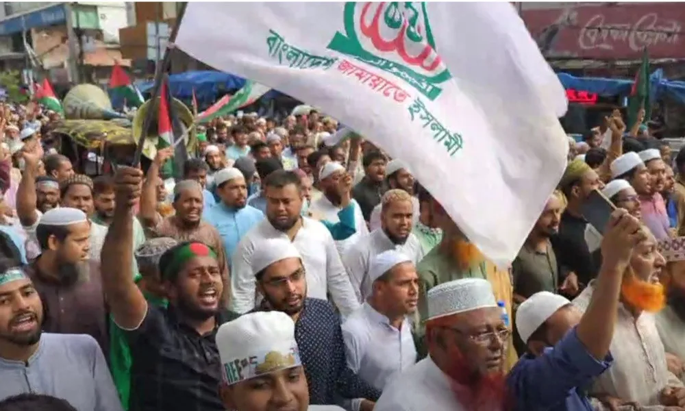 বায়তুল মোকাররমে জামায়াতের সমাবেশ, ফ্লোটিলা আটকের তীব্র নিন্দা