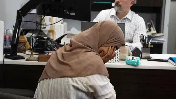 আফগান নাগরিকদের ভিসা দেওয়া বন্ধ করল যুক্তরাষ্ট্র