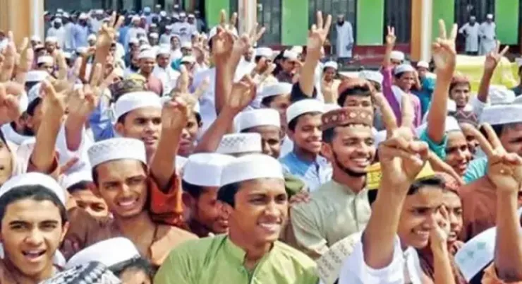 আলিম পরীক্ষায় পাসের হার ৭৫.৬১%, জিপিএ–৫ পেলেন ৪২৬৮ জন