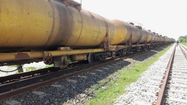 চার ঘণ্টা পরসিলেট-ঢাকা রেল যোগাযোগ স্বাভাবিক