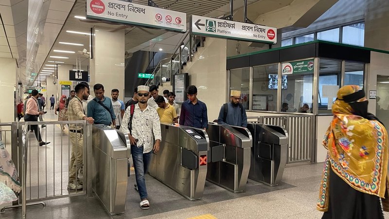 metro rail 1