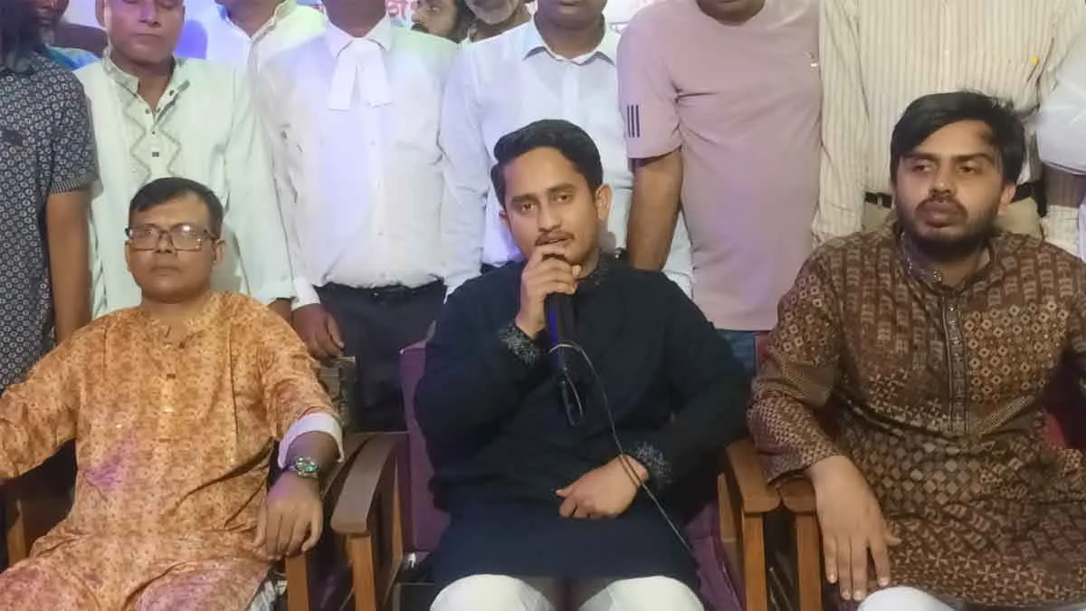 সমন্বয় সভায় বিতর্ক, কর্মকর্তা ও নেতা টানাটানি