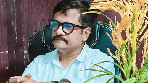 বিএনপি নেতা মুবিন যোগ দিলেন আওয়ামী লীগে