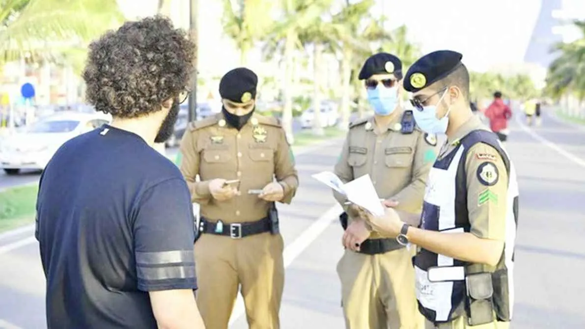 সৌদিতে ২১ হাজারেরও বেশি প্রবাসীর গণ-গ্রেফতার