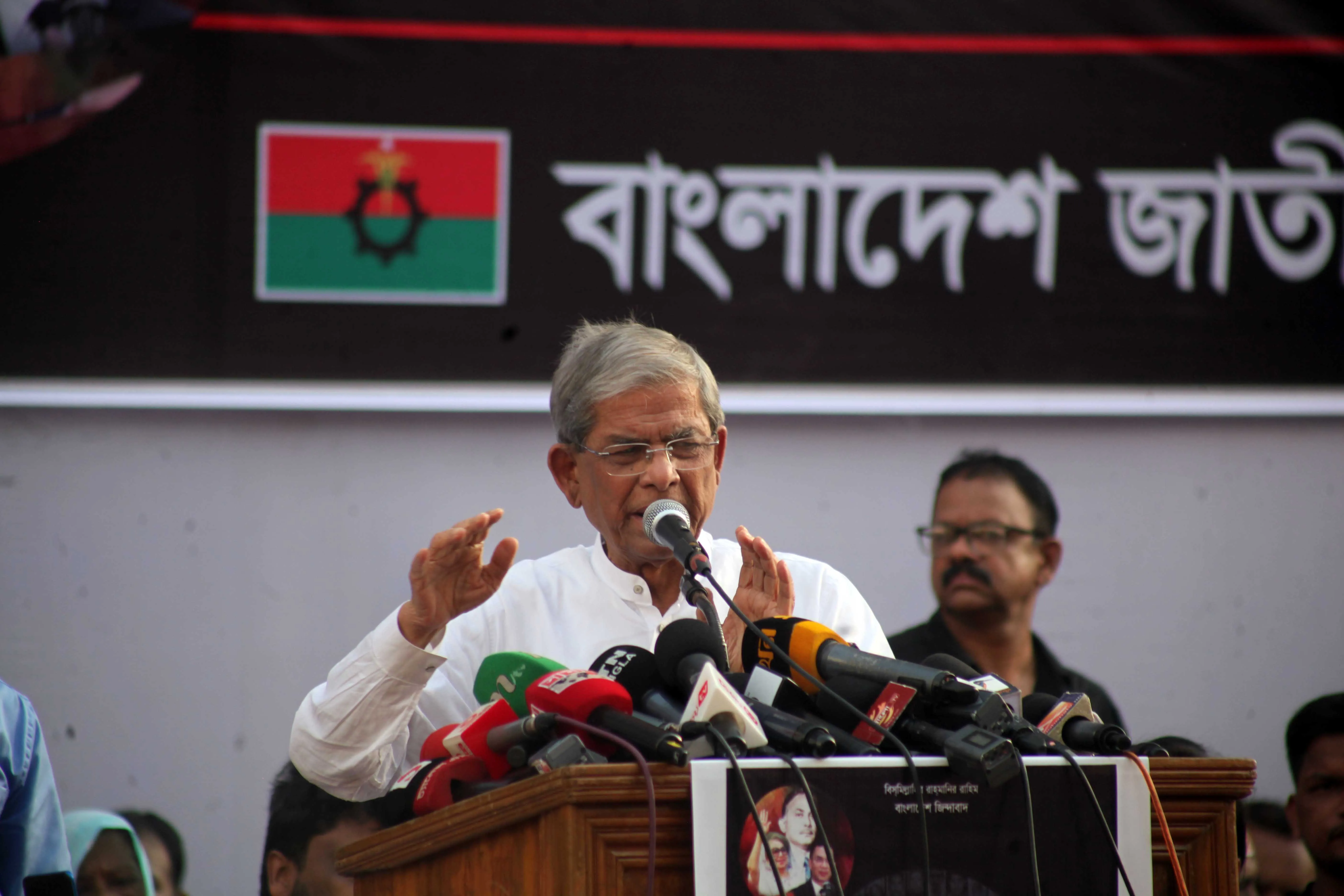 আজ যারা বিপ্লব করতে চান, তাদেরকে মানুষের কাছে চলে যেতে হবে