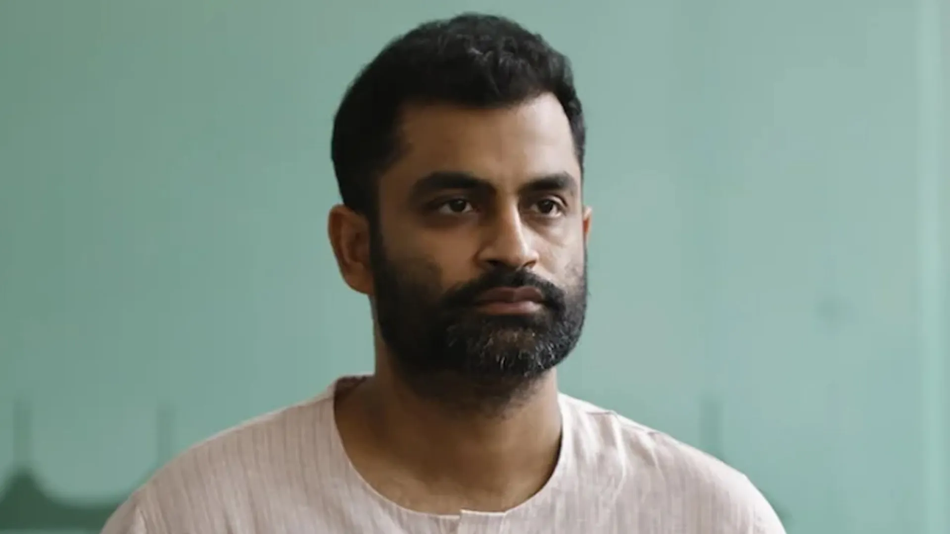 খালেদা জিয়াকে দেখতে হাসপাতালে তামিম