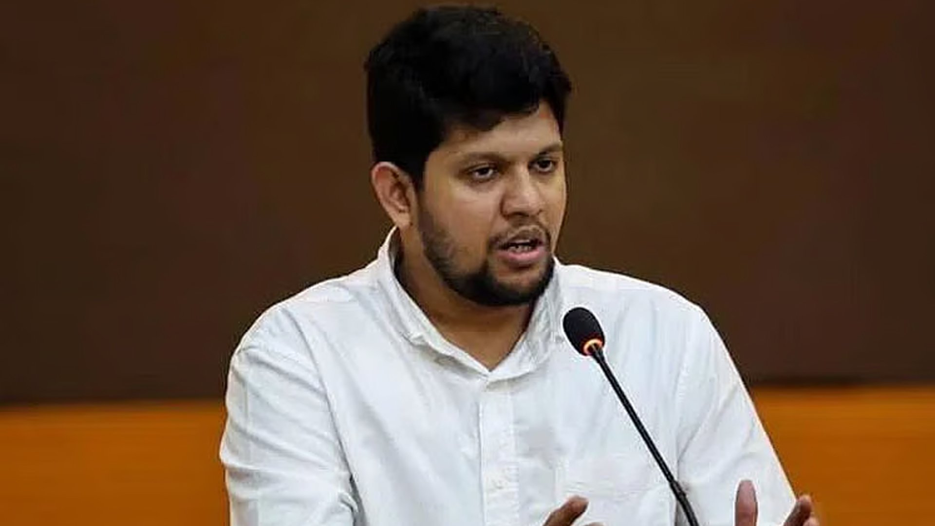 75968933a5a00d3a3f1d09ca8b27eb081eeba121f8fb4006