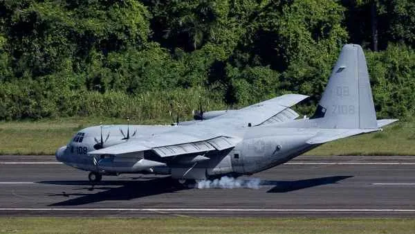 ভেনেজুয়েলার কাছে সামরিক ঘাঁটি সংস্কার করছে যুক্তরাষ্ট্র