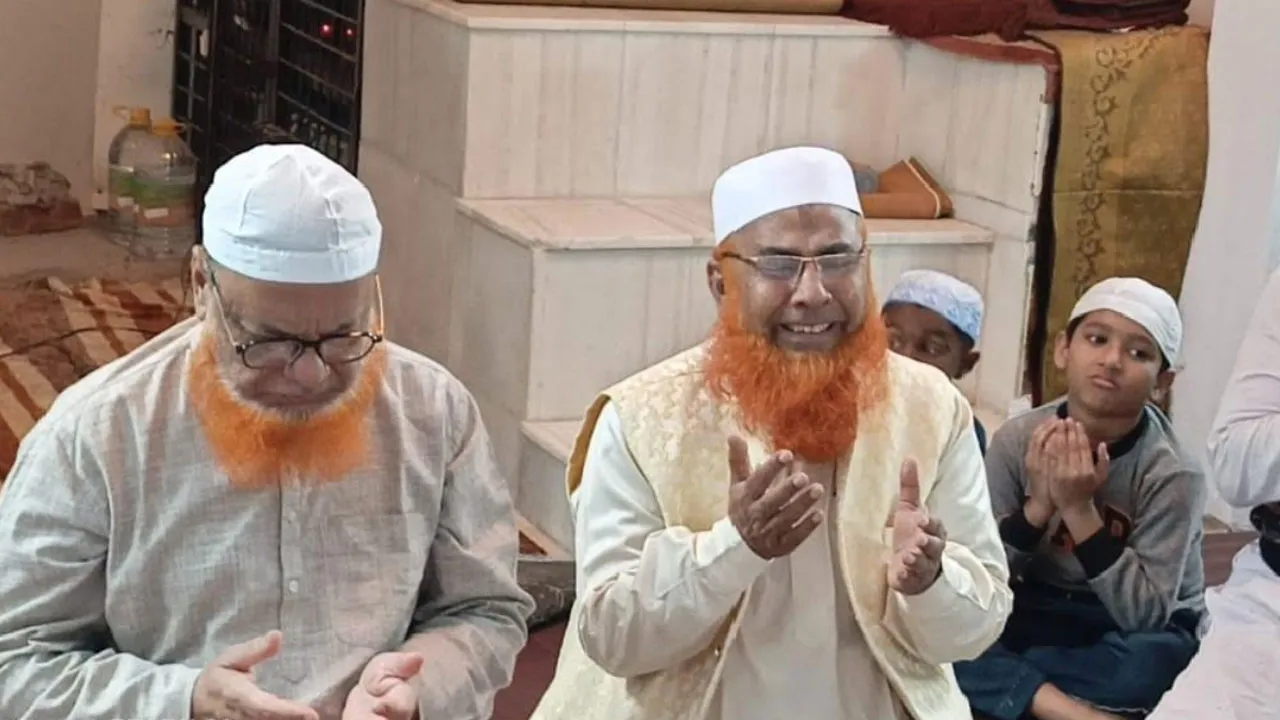 খালেদা জিয়ার সুস্থতা কামনার দোয়াতে কাঁদছে বিএনপি প্রার্থী