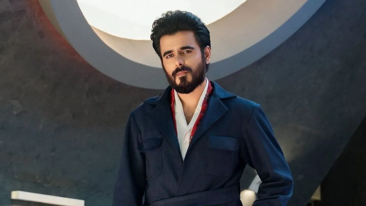 ‘রাক্ষস’-এর ফার্স্ট লুকে চমক, অন্ধকার সিয়াম