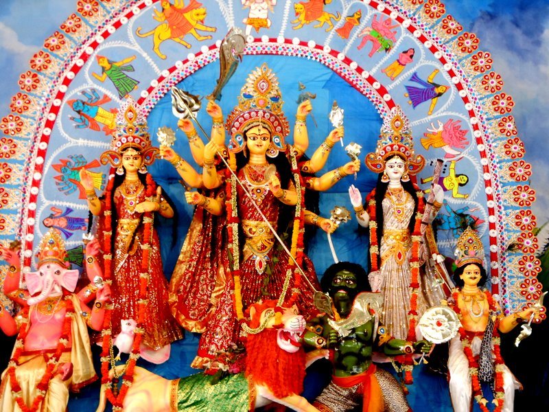 মহালয়ার মাধ্যমে দেবী দুর্গার আগমন।