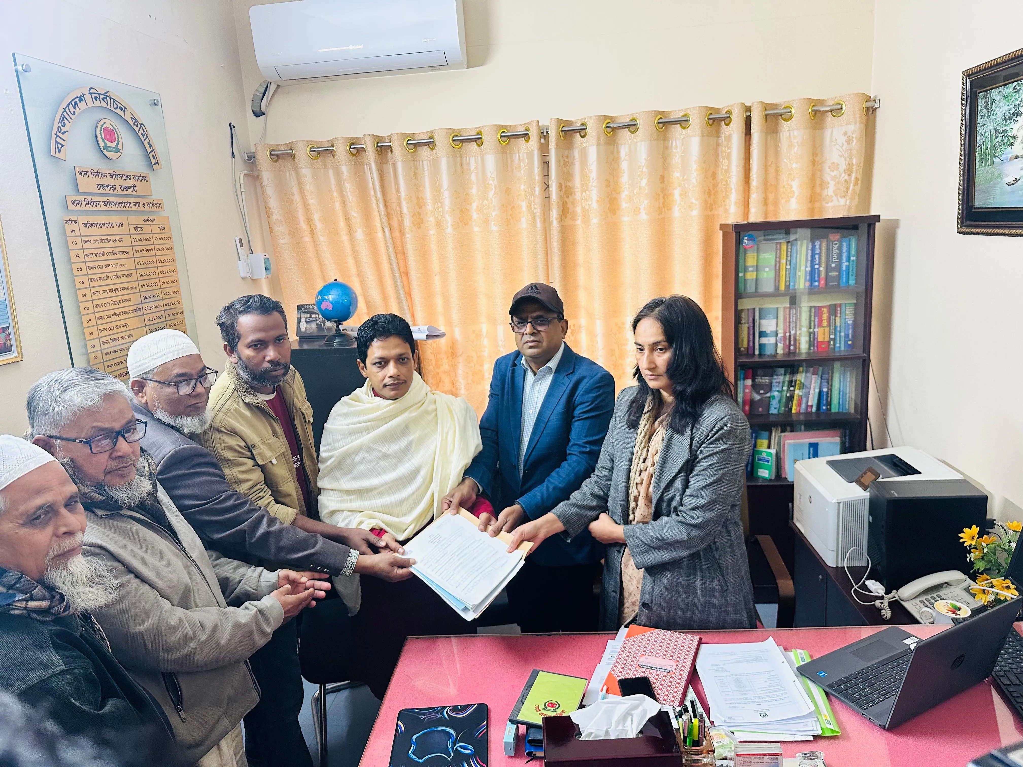 রাজশাহী-২ আসনে এবি পার্টির সাঈদ নোমানের মনোনয়নপত্র সংগ্রহ