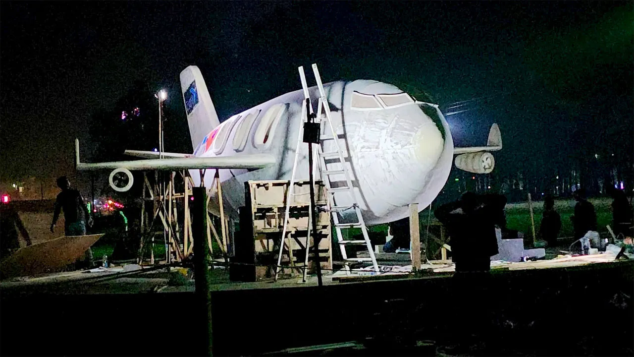 কক্সবাজার সৈকতে নিষেধাজ্ঞা উপেক্ষা করে স্থাপনা