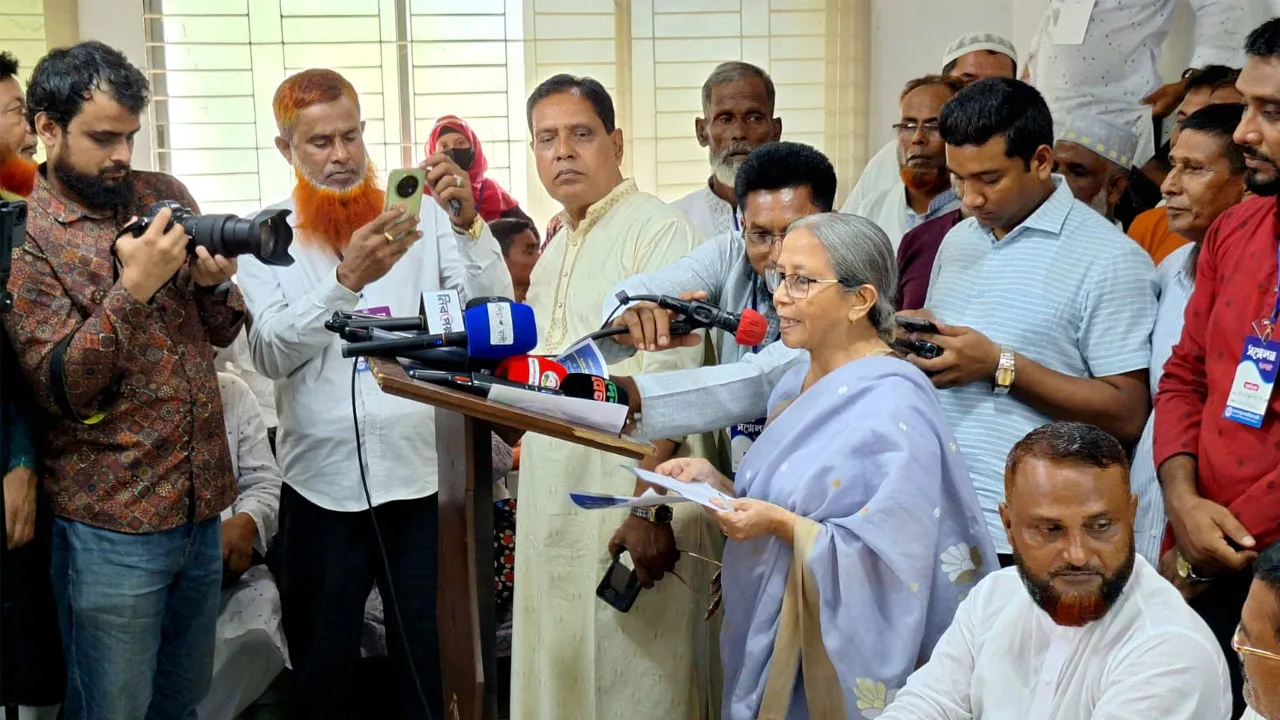 সীমান্ত লঙ্ঘন ও অনুপ্রবেশ: ভারতীয় জেলেদের ধরা বন্ধ করার আহ্বান