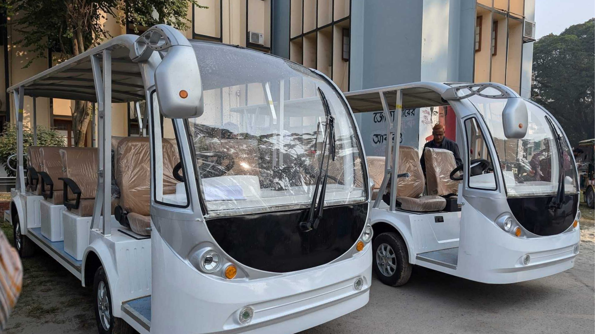 b2828e6d036e64fa3507644314f48f940b05fb8fd4d0fe54