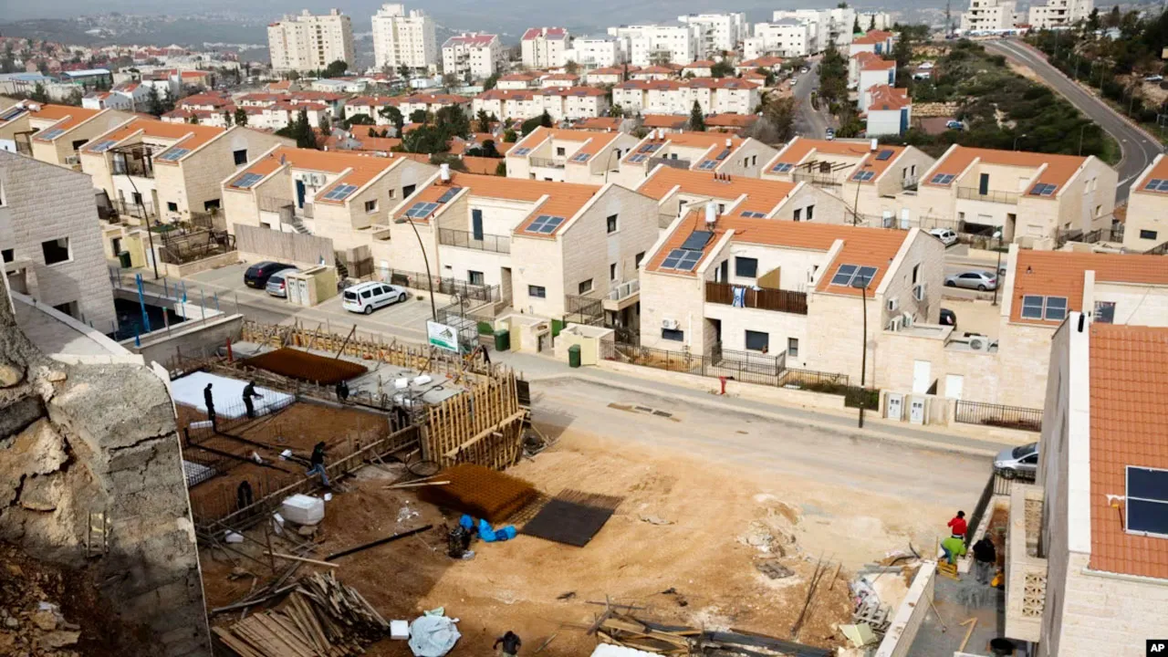 পশ্চিম তীরে আরও ৭০০+ সেটলার বাড়ির অনুমোদন