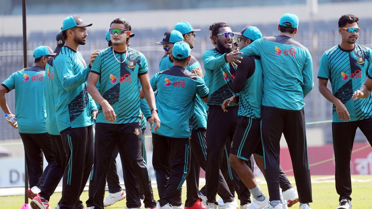 bangladesh-team-14-20251021105423