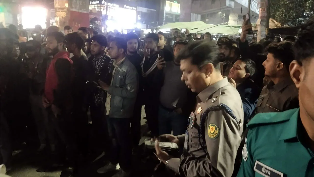 মগবাজারে নৃশংস ককটেল হামলায় প্রাণ গেল যুবকের