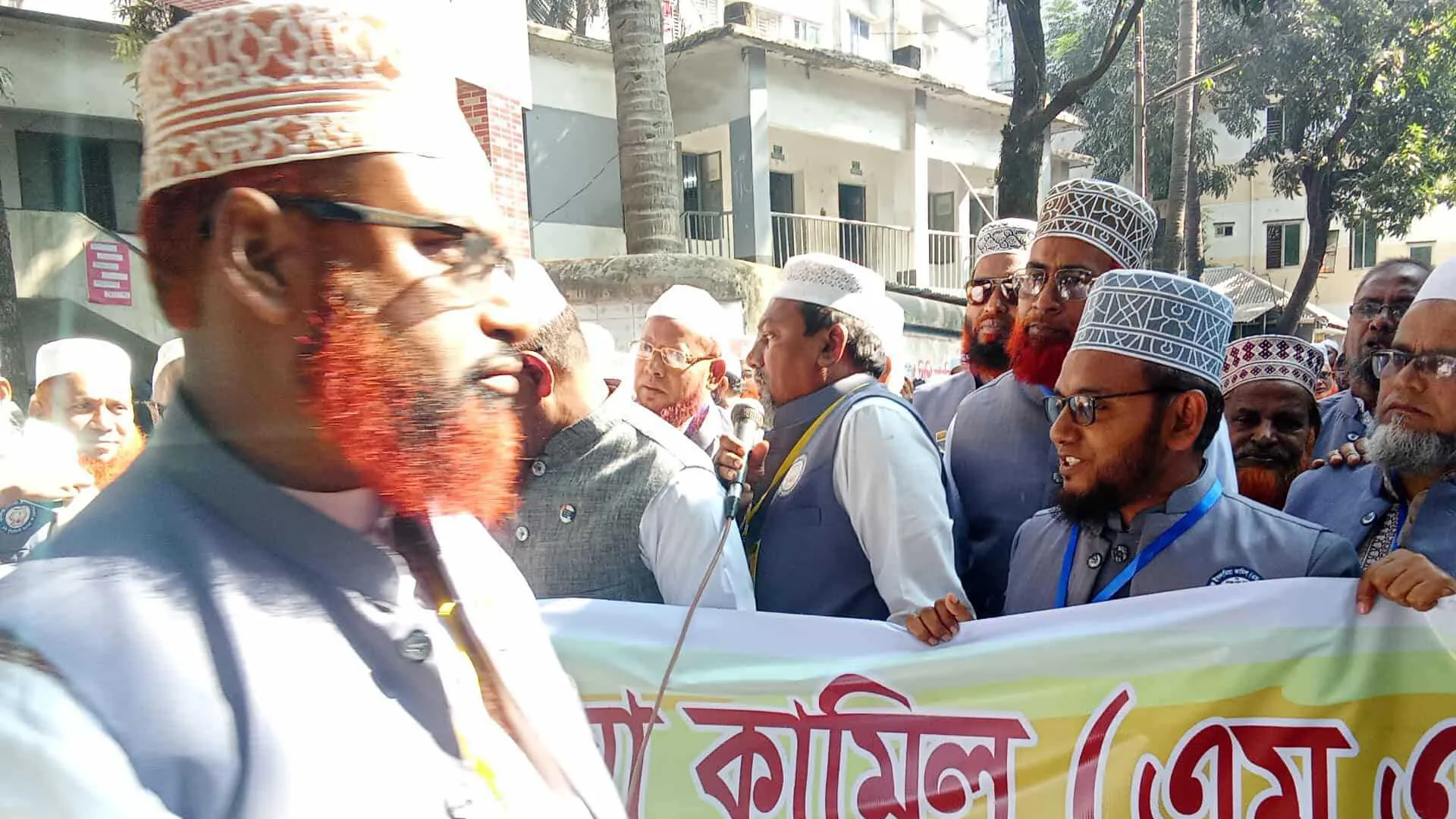 শিক্ষার্থীদের শুধু ধর্মীয় জ্ঞানের মধ্যে সীমাবদ্ধ রাখা যাবে না: মাদ্রাসা বোর্ডের চেয়ারম্যান