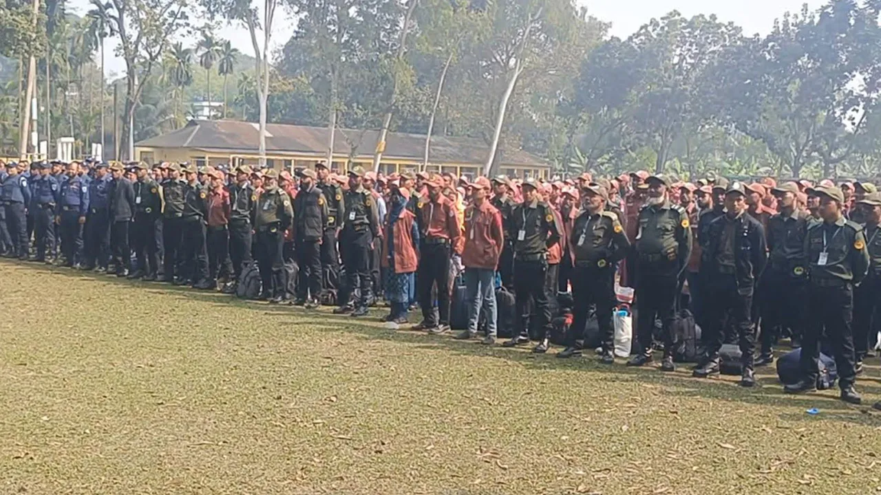 লালমনিরহাটে ভোট কেন্দ্রের নিরাপত্তা জোরদার