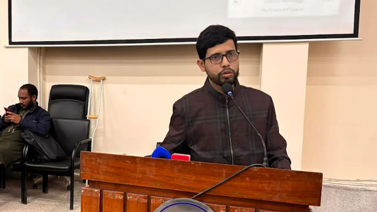 ১০০ দিনে ১০৩ উদ্যোগ বাস্তবায়নের দাবি রাকসুর