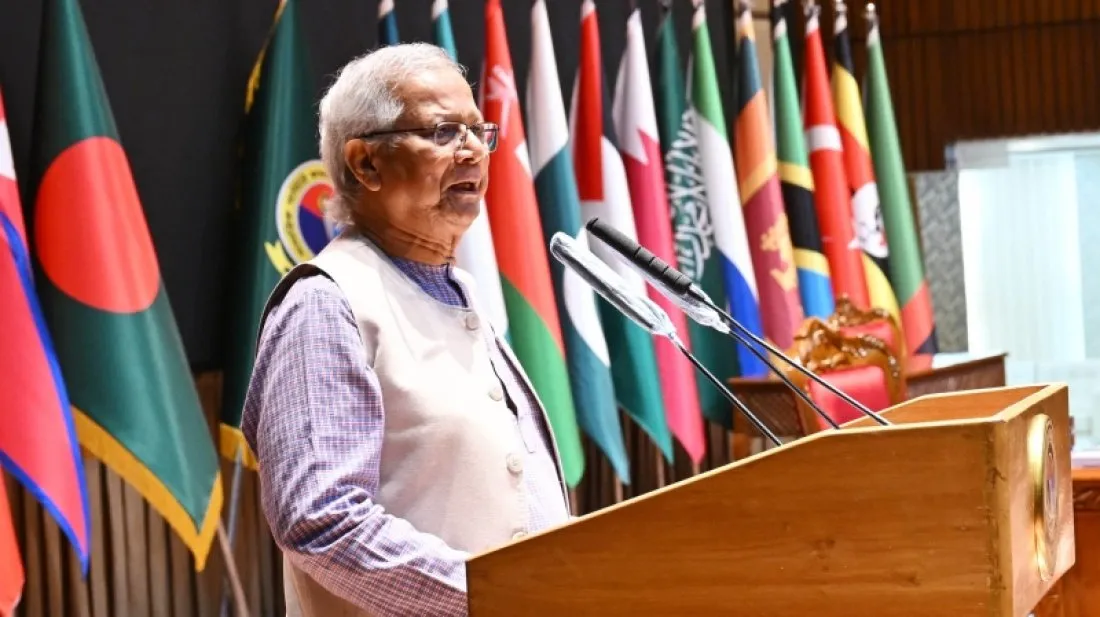 সশস্ত্র বাহিনী মানুষের পক্ষে থাকায় বিগত শাসনের অবসান দ্রুত হয়েছে: প্রধান উপদেষ্টা