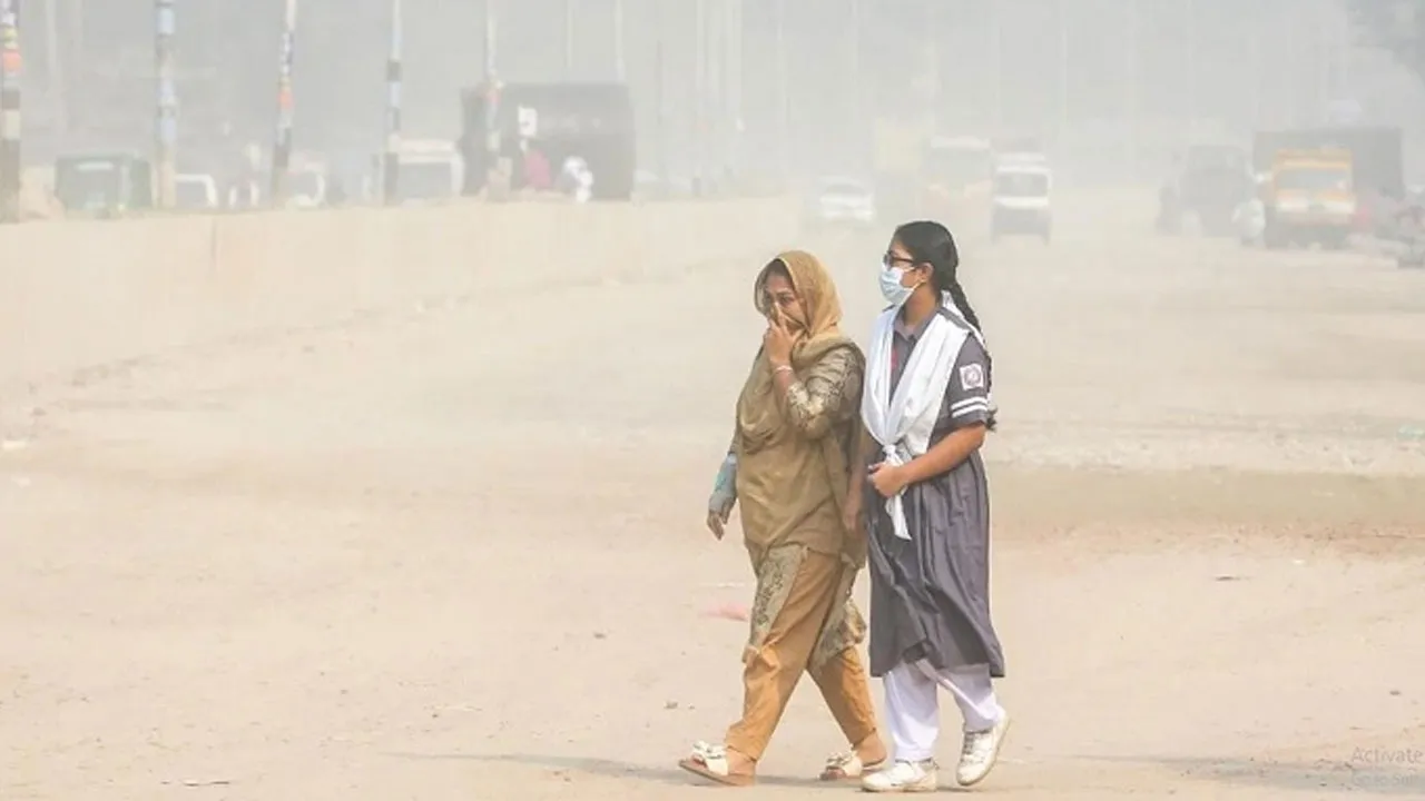 ঢাকার বাতাসের মান আবারও খারাপ, ‘সংবেদনশীল গোষ্ঠীর জন্য অস্বাস্থ্যকর’ ঘোষণা