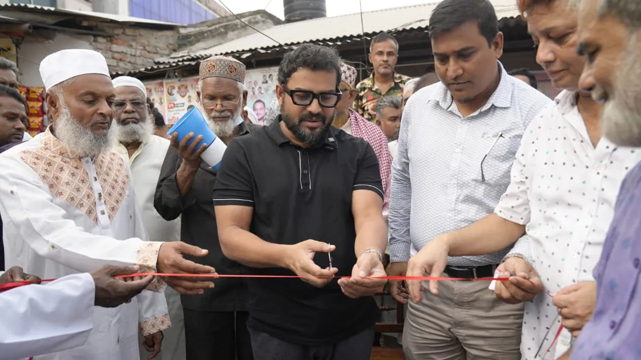 ঢাকা উদ্যানের সড়ক সংস্কারে নতুন ধারা শুরু করলো ডিএনসিসি