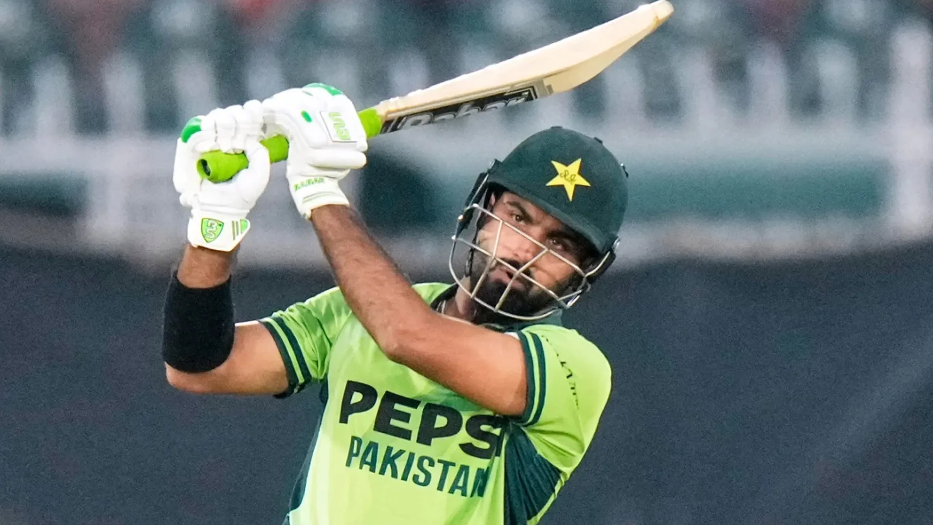 সরাসরি চুক্তিতে পাকিস্তানের অলরাউন্ডারকে কিনলো রাজশাহী