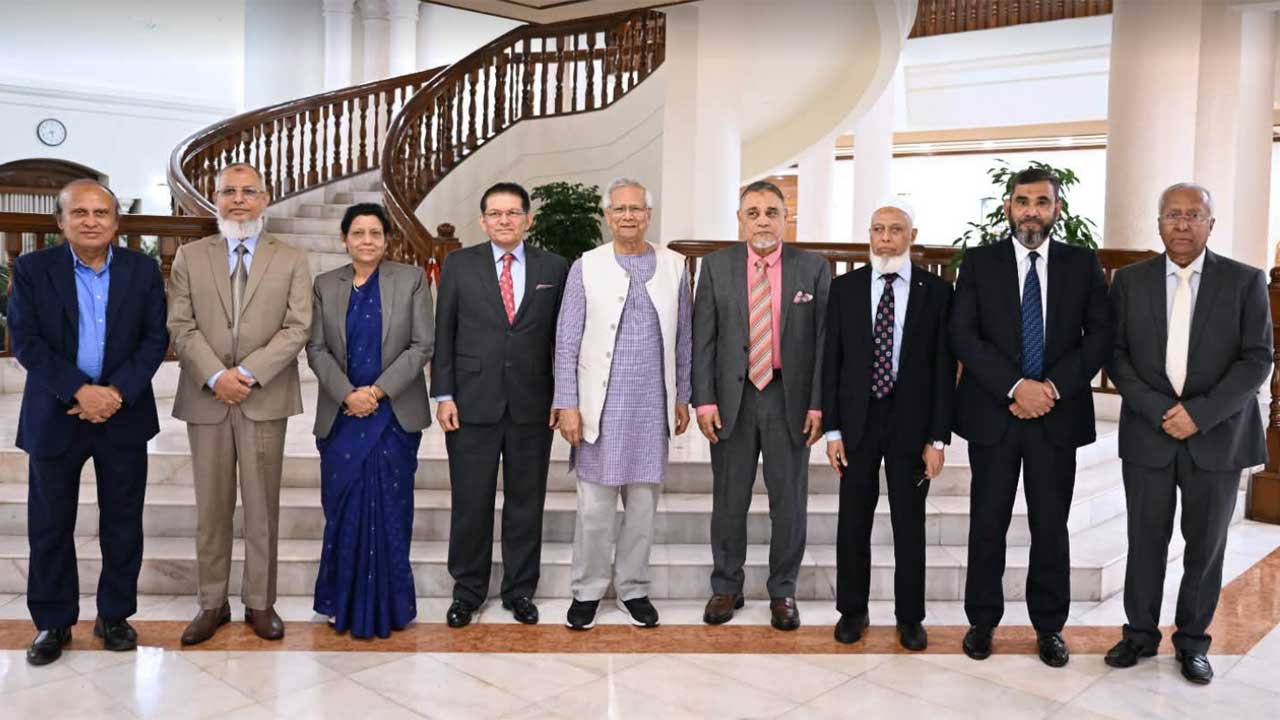 ec-n-younus-20251207185342