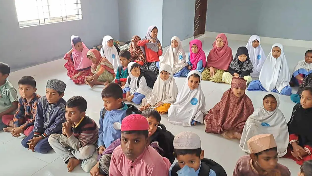 ঠাকুরগাঁওয়ে এতিম–নারীদের জন্য আধুনিক কমপ্লেক্স