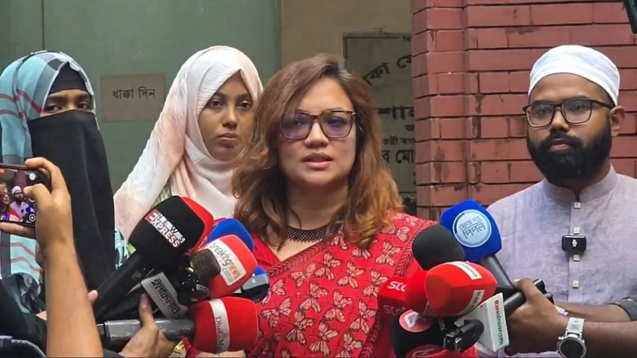 এডিট করা ছবি ও অশালীন মন্তব্যে ক্ষুব্ধ ঢাবি শিক্ষিকা