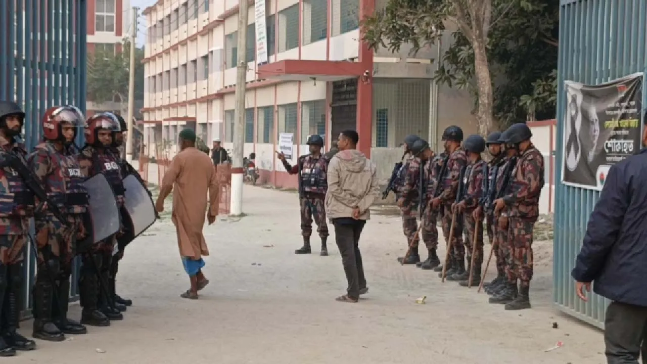 বিএনপি-জামায়াত সংঘর্ষের পর শেরপুরে বিজিবি মোতায়েন