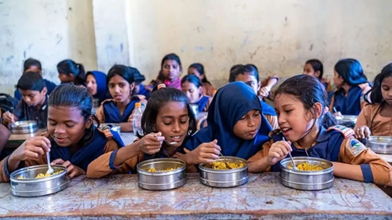 নাটোর থেকেই শুরু স্কুলপুষ্টি কার্যক্রম