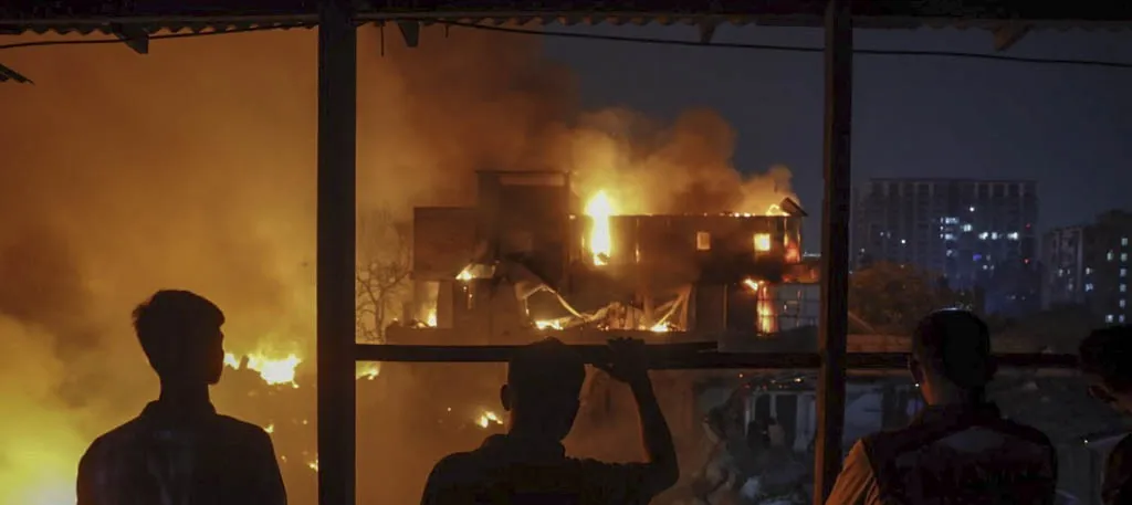 আগুন লাগার আগেই সাবধান হোন