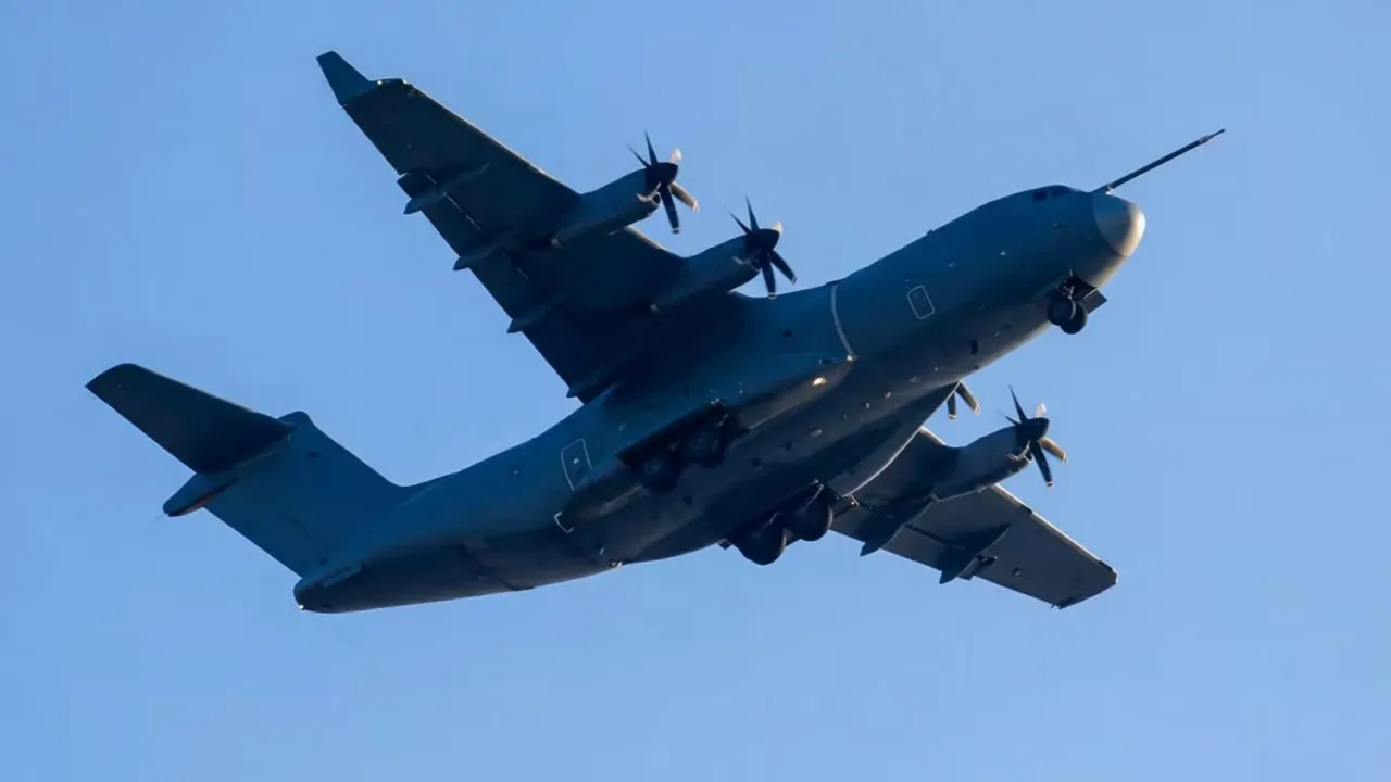 চীনের অত্যাধুনিক সামরিক বিমান ঘিরে রহস্য