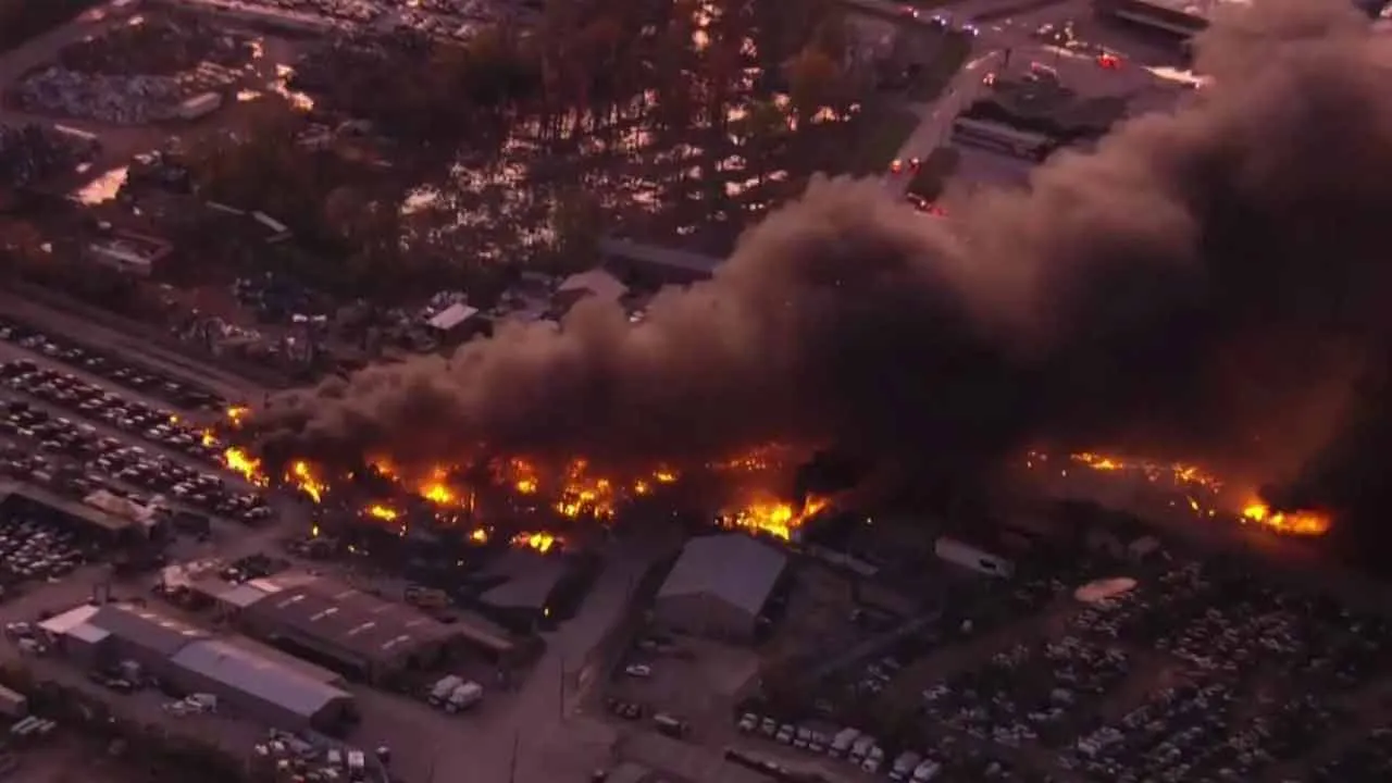 উড্ডয়নের পরই ভয়াবহ দুর্ঘটনা