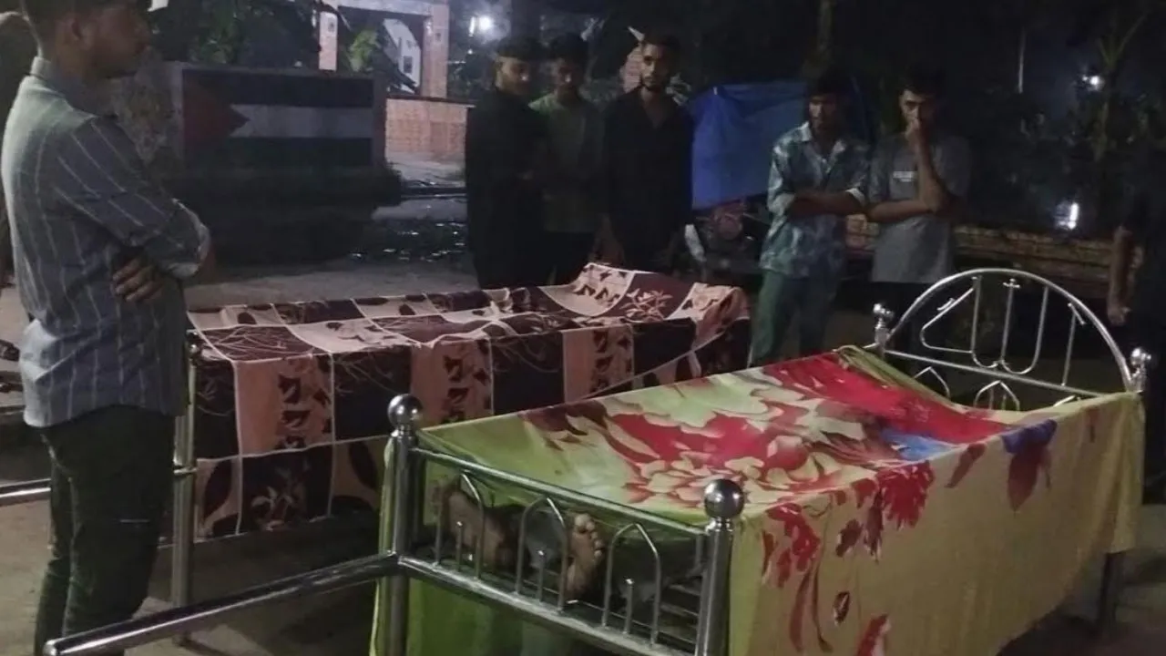 পথচারী বাঁচাতে গিয়ে প্রাণ গেল দুই মোটরসাইকেল আরোহীর