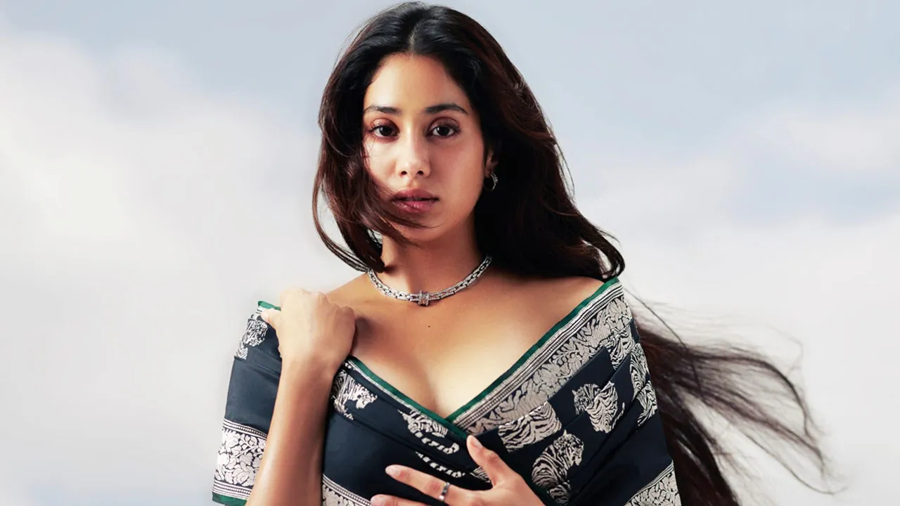 বোকা হওয়ার ভান করি যাতে সমস্যা এড়াতে পারি