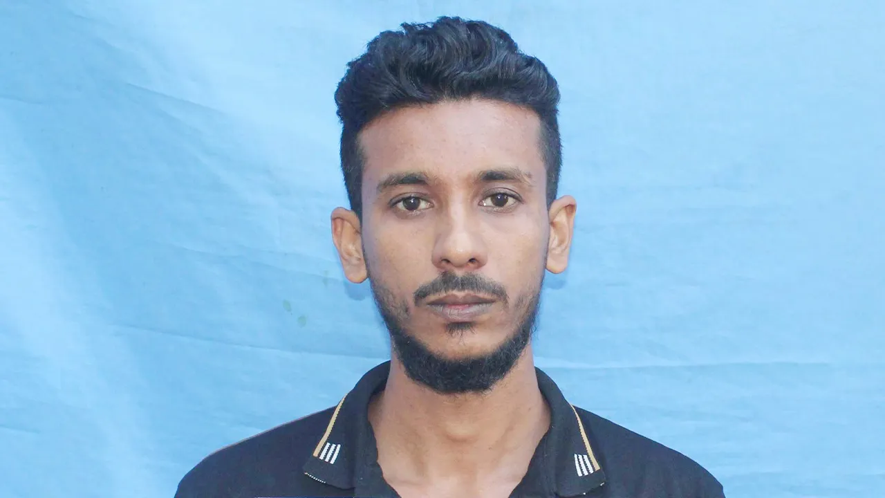 হাজিরায় মামার বদলে ভাগনে, ধরা পড়ে কারাগারে