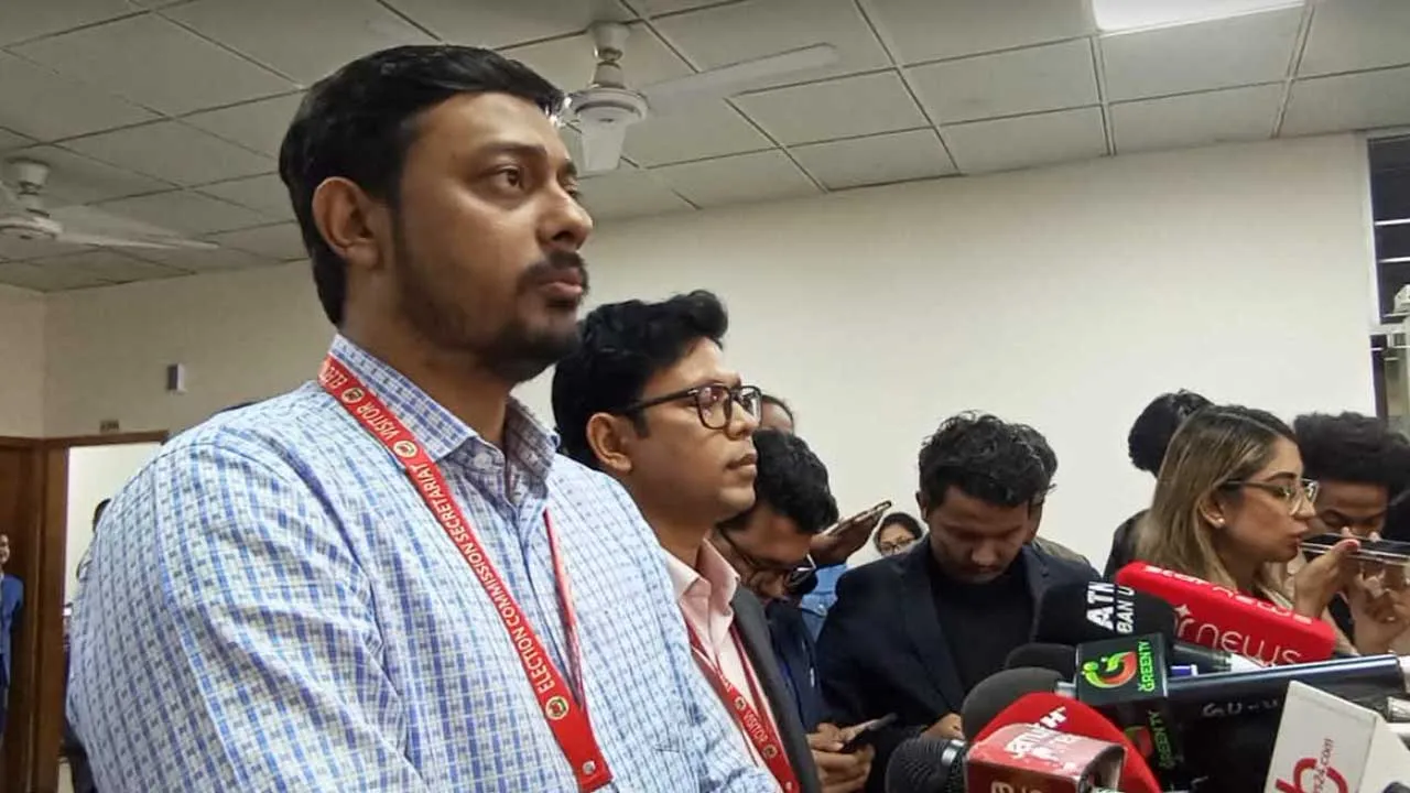 ১২ ফেব্রুয়ারি ভোট রেখে তফসিল সংশোধনের দাবি এনসিপির