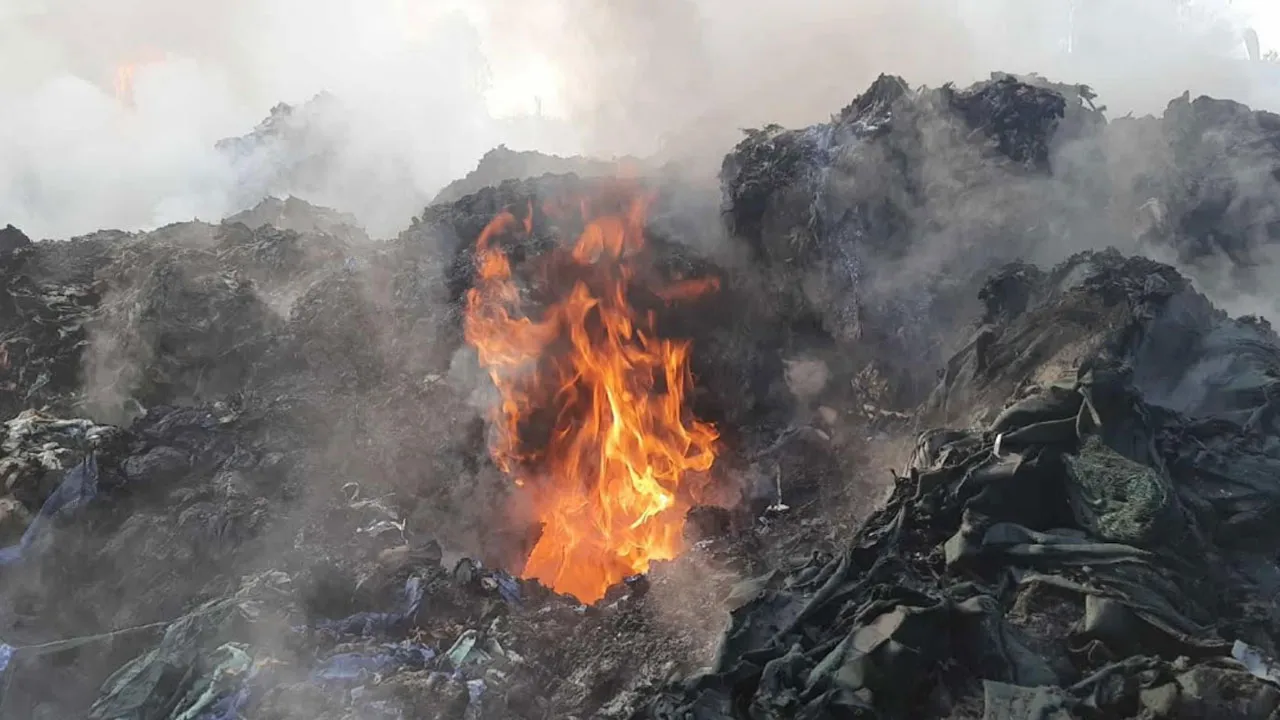 গাজীপুরে কয়েক ঘণ্টার ব্যবধানে তিন স্থানে আগুনের ঘটনা