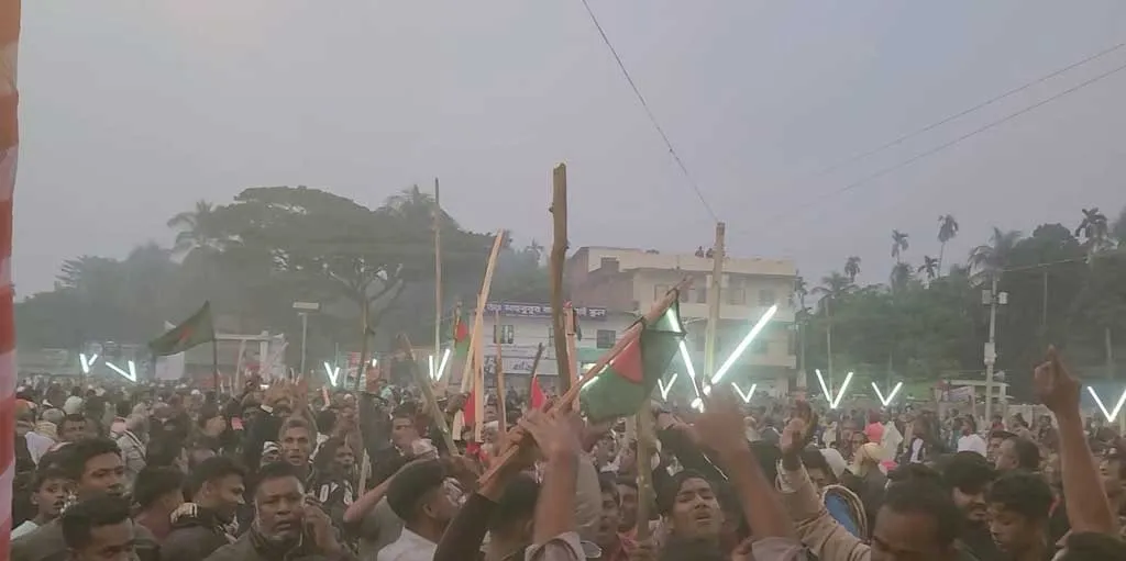 জেএসডির জনসভায় আসার পথে হামলার অভিযোগ, ‘গুলি-ভাঙচুর’