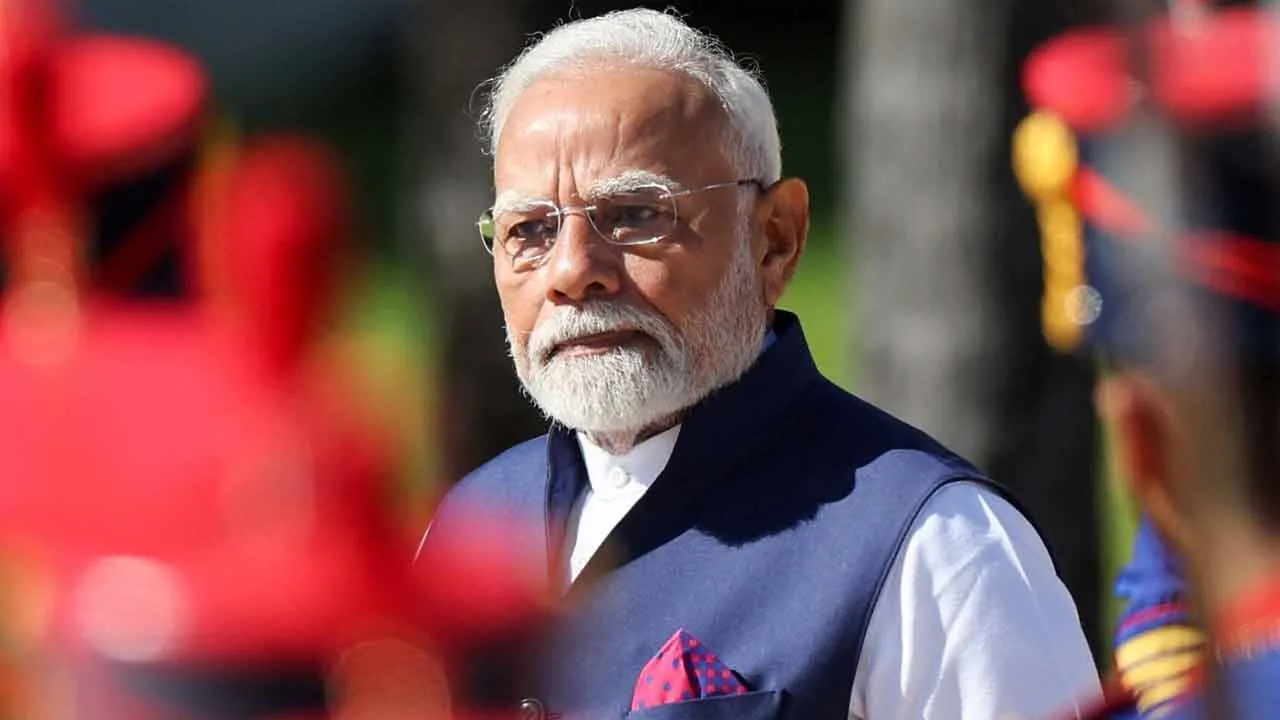 অন্য দেশগুলোর ওপর নির্ভরশীলতা ভারতের বড় শত্রু