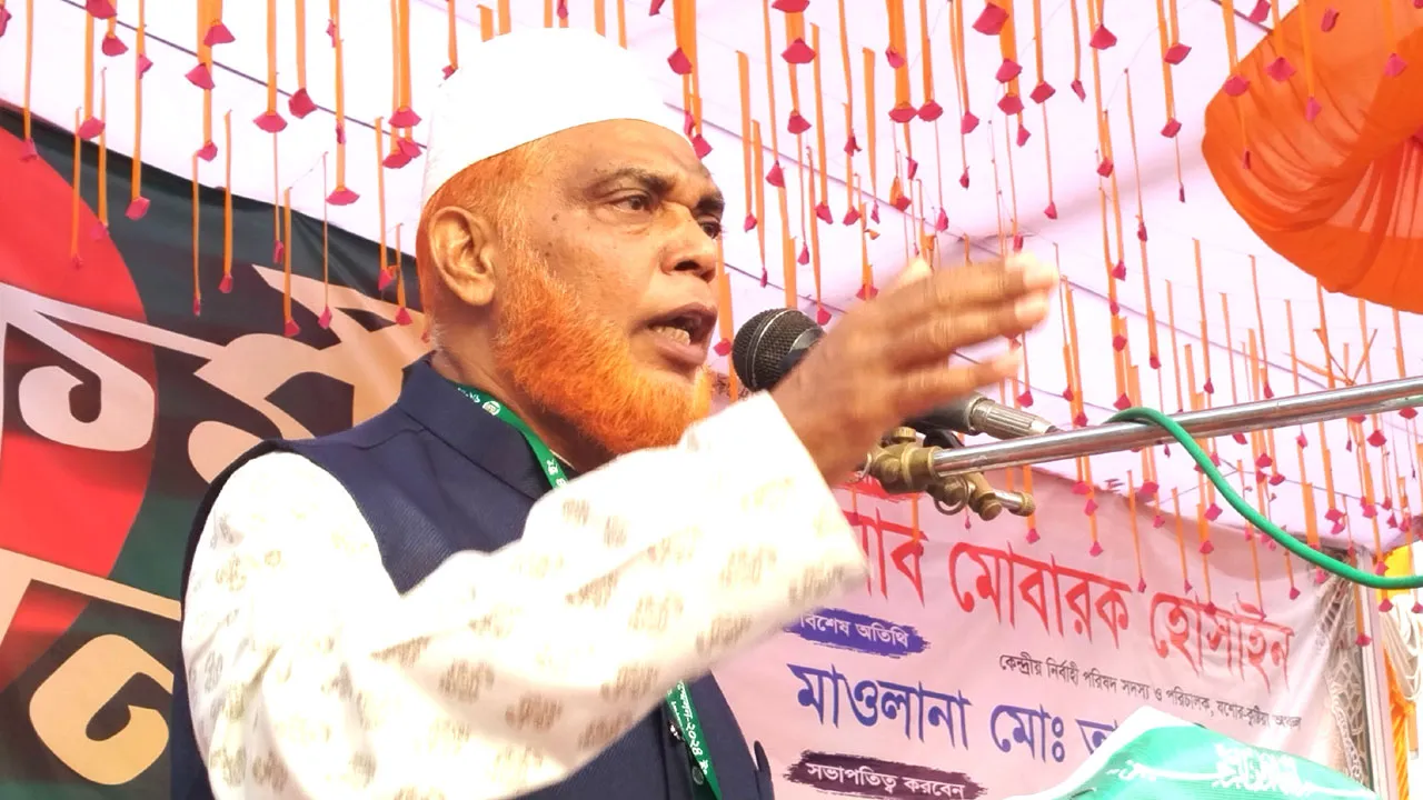 মা-বোনেরা রুখে দাঁড়াচ্ছেন নির্যাতনের বিরুদ্ধে