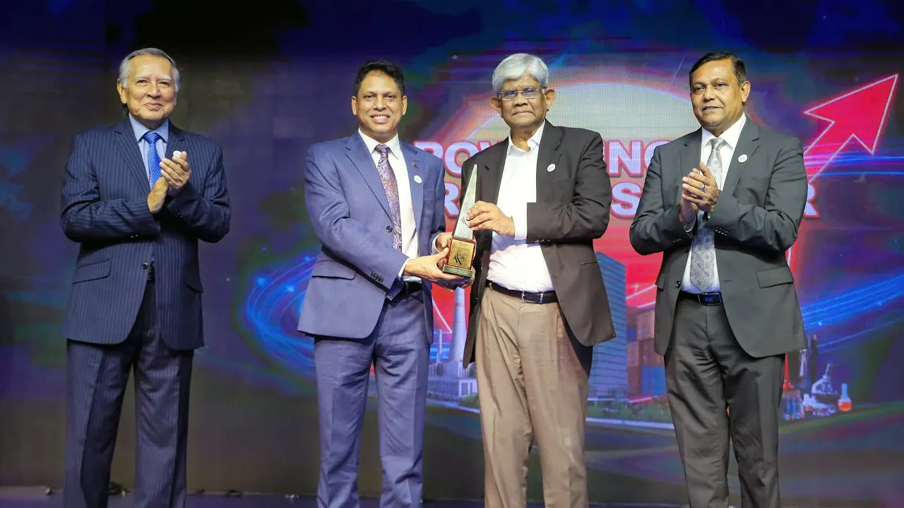 ওয়ালটন অর্জন করল বছরের সেরা প্রতিষ্ঠানের সম্মাননা