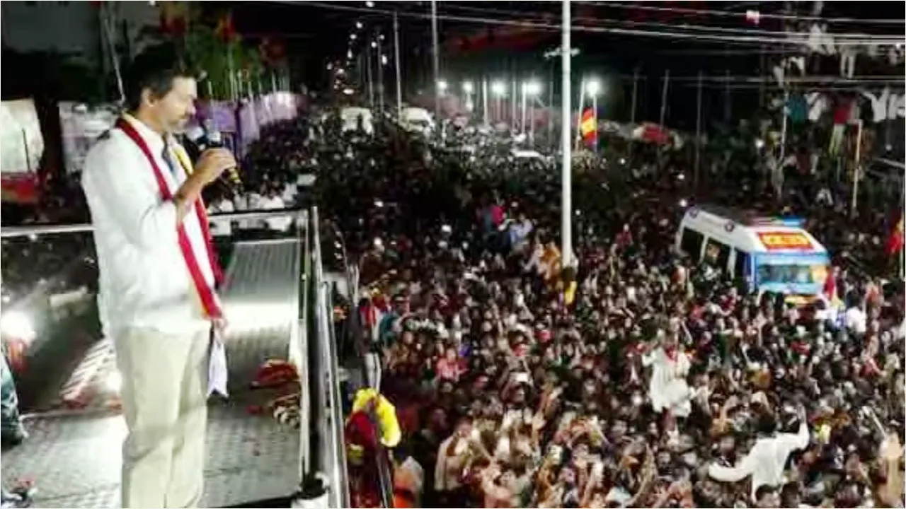 থালাপতি বিজয়ের জনসভায় পদদলিত হয়ে মৃত্যু ৩৪ জনের, আহত শতাধিক