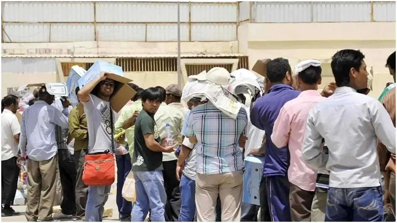 এক সপ্তাহে আটক ২১ হাজার প্রবাসী